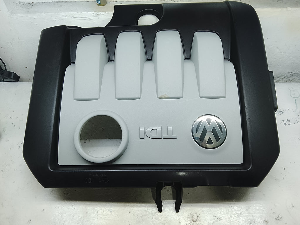 Tapa Embellecedora / Cubierta de Motor VW TDI 1.9 / 2.0 - 03G 103 925